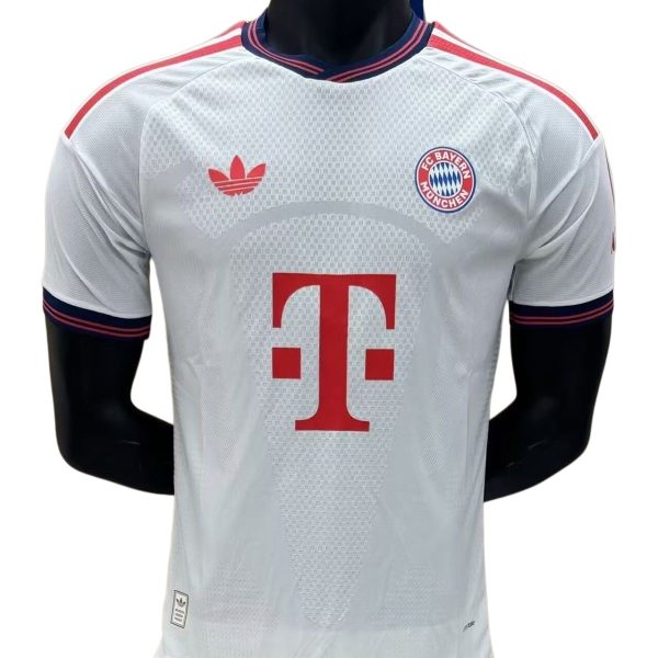Version Bayern home jersey  26-27